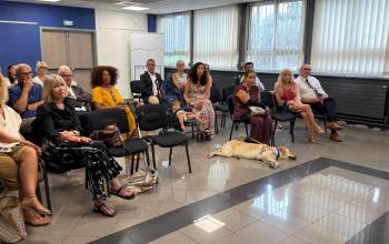 Remise d'un chien guide d'aveugle